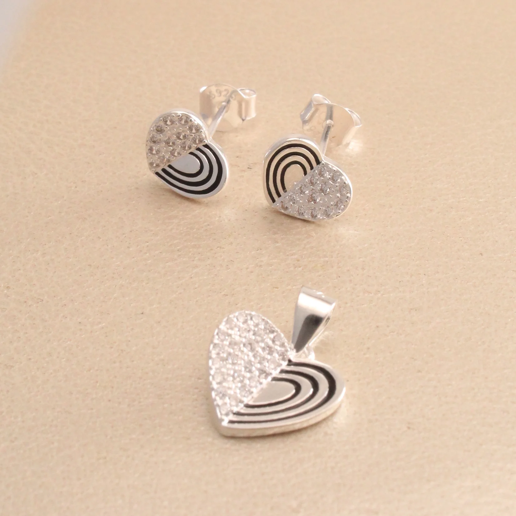 Dij. y topos corazon amoda plata 1cm - DPS449